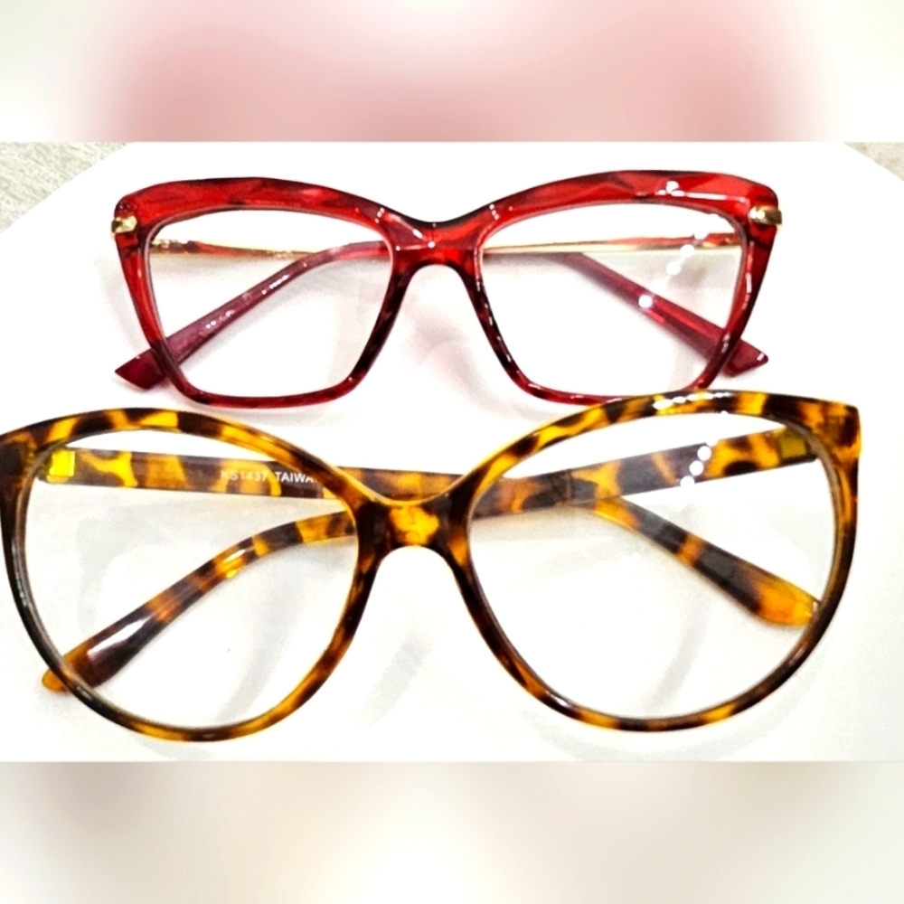 🌟NEW Vintage Clear Lens Women's Tortoise and Red Cat Eye Oversized Glasses🌟 - Picture 9 of 10